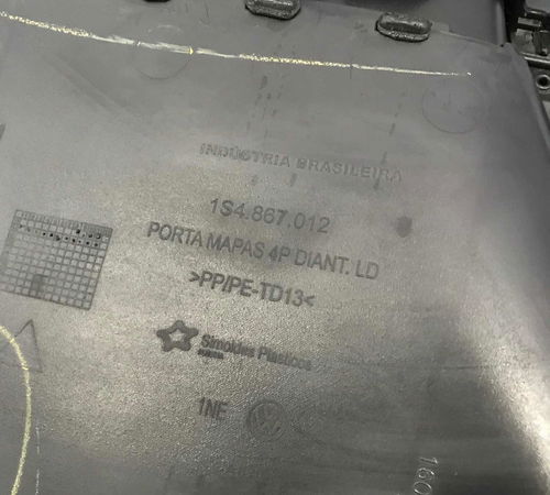 Forro De Porta Dianteira Direita Volkswagen Up 2014/2019