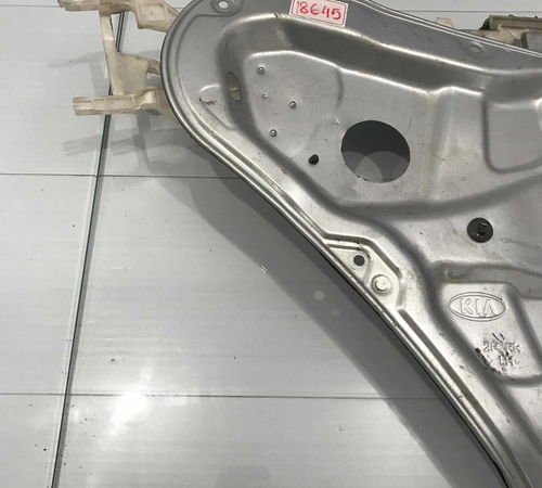 Máquina Vidro Porta Tras Esq Kia Sorento 2011/2015
