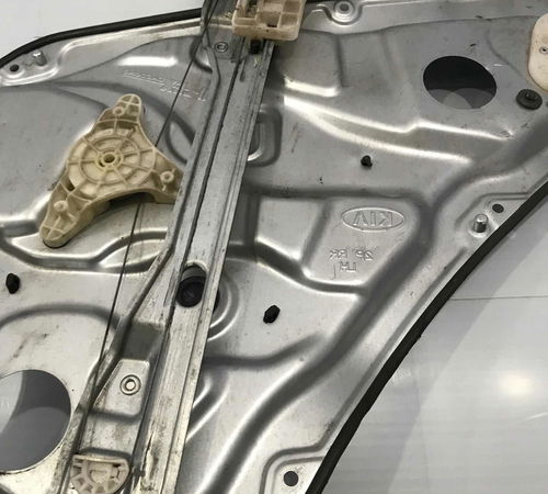 Máquina Vidro Porta Tras Esq Kia Sorento 2011/2015