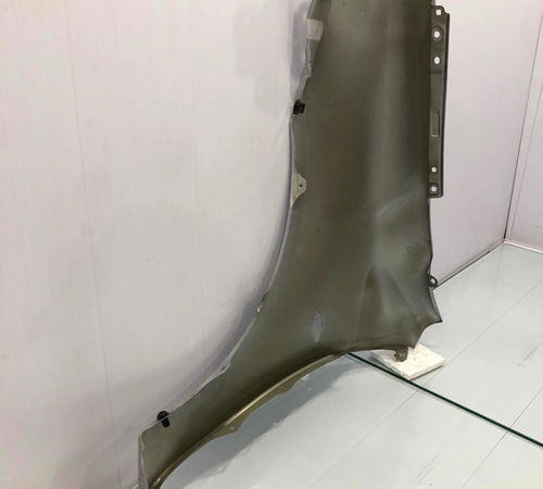 Pára-lama Direito Toyota Etios 2013/2021 C/pisca C/detalhe