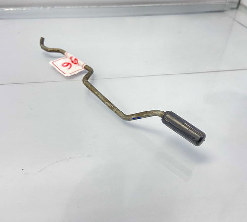 Pino Trava Porta Traseira Direita Volkswagen Golf Sr 1999/07