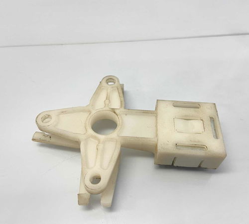Suporte Pino Trava Porta Traseira Direita Vw Golf Sr 1999/07