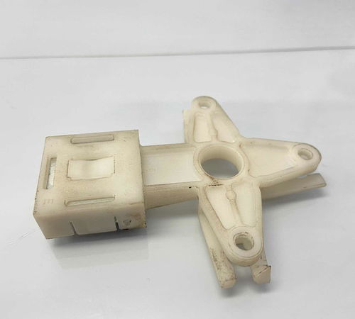 Suporte Pino Trava Porta Traseira Direita Vw Golf Sr 1999/07
