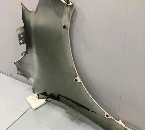 Pára-lama Esquerdo Volkswagen Up 2014/2020 Com Detalhe