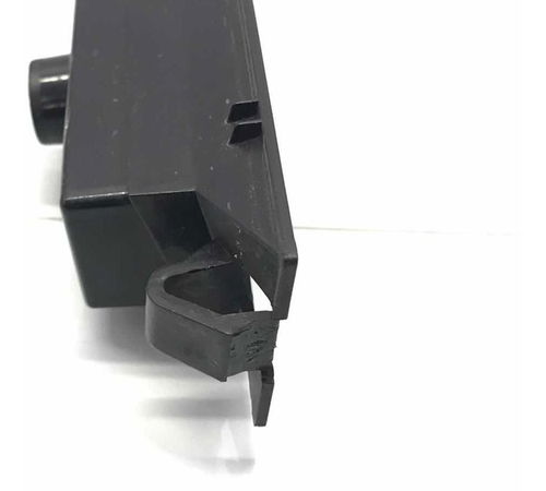 Luz De Placa Fiat Uno Vivace 2011/2015