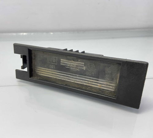 Luz De Placa Chevrolet Corsa Montana Sedan 2003/2011