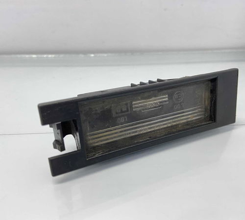 Luz De Placa Chevrolet Corsa Montana Sedan 2003/2011