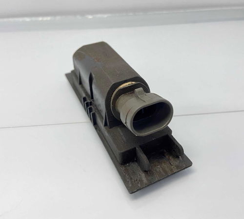 Luz De Placa Chevrolet Corsa Montana Sedan 2003/2011