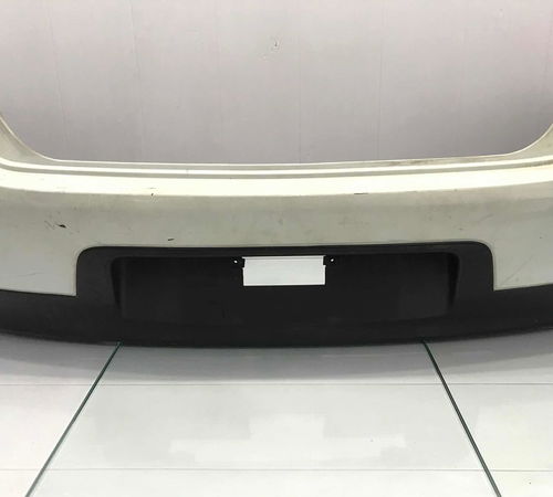 Pára-choque Traseiro Nissan Livina 2007/2014
