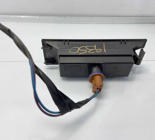 Luz De Placa Fiat Uno Spotlight 2011/2015