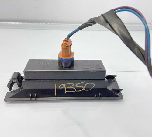 Luz De Placa Fiat Uno Spotlight 2011/2015