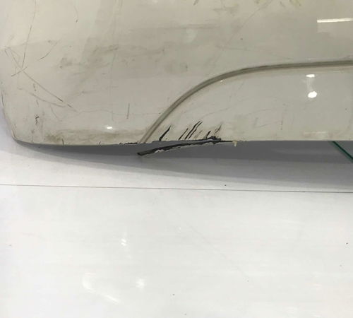 Pára-choque Traseiro C/detalhe Volkswagen Up 2014/2016