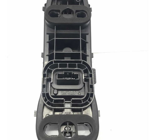Circuito Lanterna Direita Renault Duster 2017