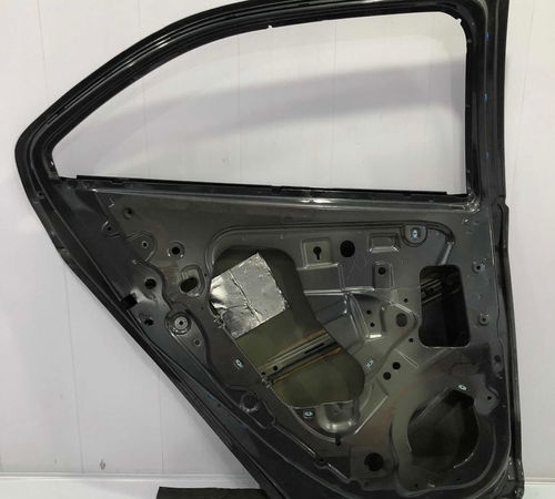 Porta Traseira Esquerda Chevrolet Onix 2017/2019 Com Detalhe