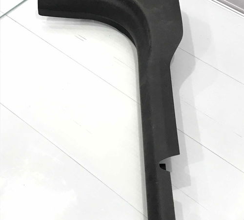Soleira Porta Dianteira Esquerda Chevrolet Onix 2017/2019