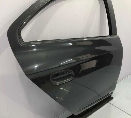 Porta Traseira Direita Chevrolet Onix 2017/2019 Com Detalhe 