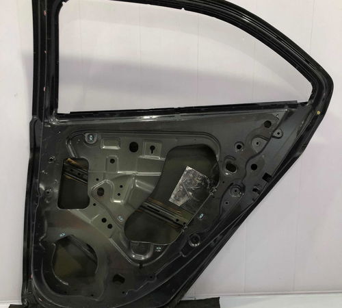 Porta Traseira Direita Chevrolet Onix 2017/2019 Com Detalhe 