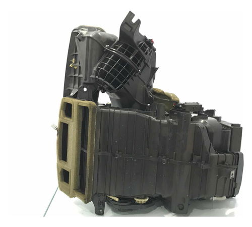 Caixa Ventilação Interna Ford New Fiesta 2011/2014