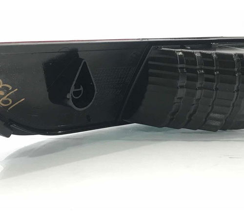 Lanterna Pára-choque Traseiro Direito Fiat Palio 2013/2018