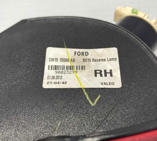 Lanterna Pára-choque Traseiro Direito Ford Ecosport 13/17