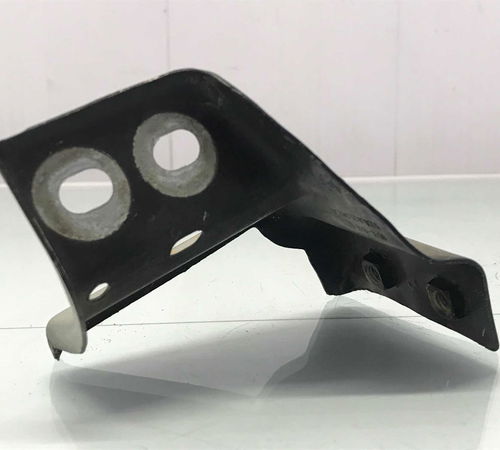 Suporte Pára-lama Dianteiro Direito Volkswagen Fox 2010/2014