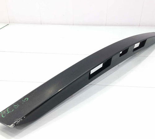 Moldura Luz Placa Traseira Chevrolet Cruze 2012/2015