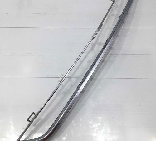 Friso Inferior Grade Dianteira Chevrolet Meriva 2004/2011