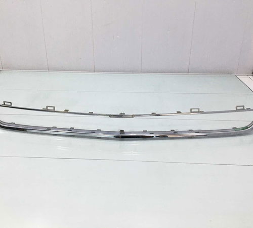 Friso Inferior Grade Dianteira Chevrolet Meriva 2004/2011