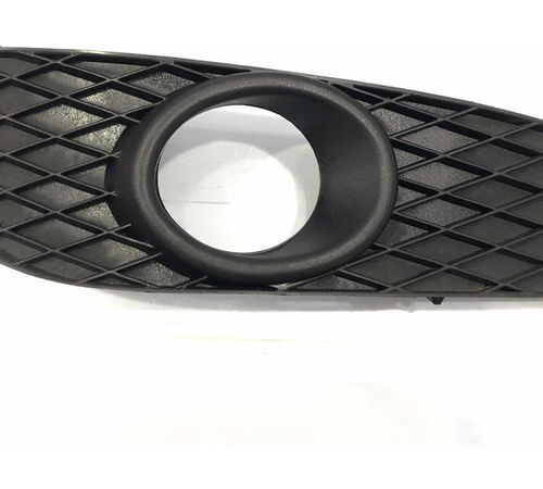 Moldura Milha Direito Paralelo Chevrolet Vectra Gt 2009/2012