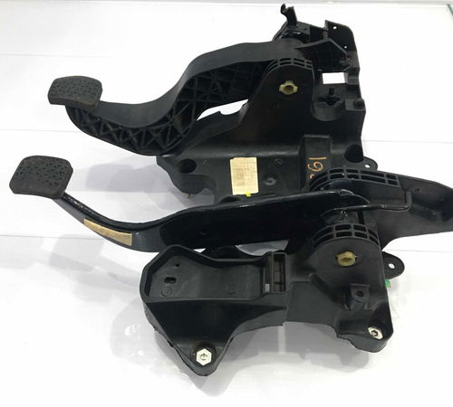 Suporte Pedalera Chevrolet Onix 2017/2019