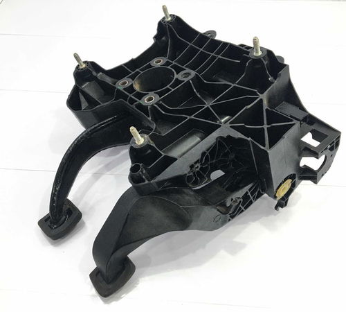Suporte Pedalera Chevrolet Onix 2017/2019