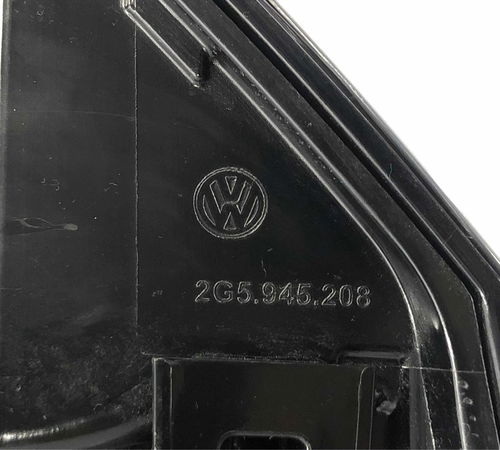 Lanterna Direita Volkswagen Nivus 2020/2022 Com Detalhes