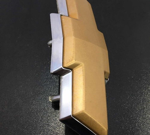 Emblema Gm Grade Dianteira Chevrolet Meriva 04/11 C/detalh