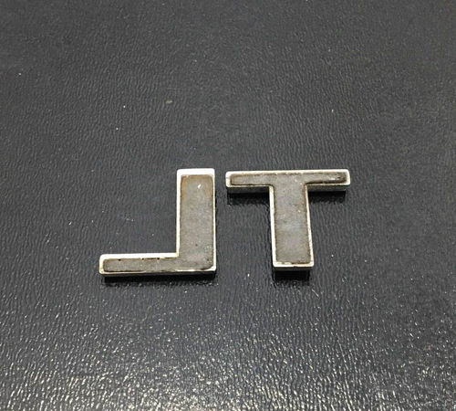 Emblema Lt Capô Traseiro Chevrolet Spin 2013/2019