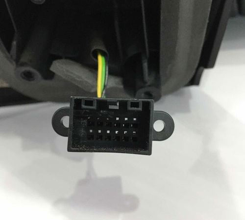Retrovisor Direito Chevrolet Onix 2017/2019 C/detalhe