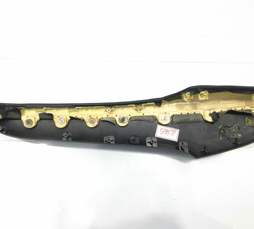 Moldura Apoio Braço Inferior Diant Esq Hyundai I30 09/13