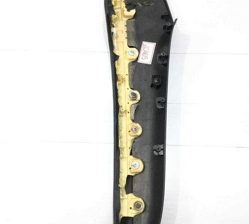 Moldura Apoio Braço Inferior Diant Esq Hyundai I30 09/13