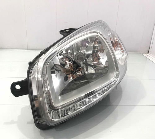 Farol Esquerdo Fiat Fiorino 2017/2020