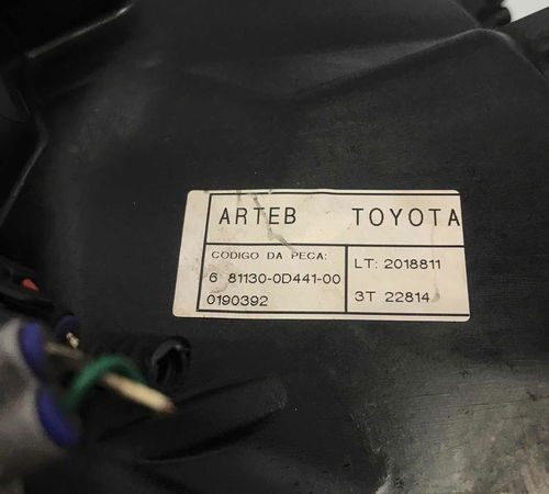 Farol Direito Toyota Etios 2013/2020