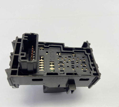 Comando Vidro/trava Dianteiro Toyota Hilux 2021/2022