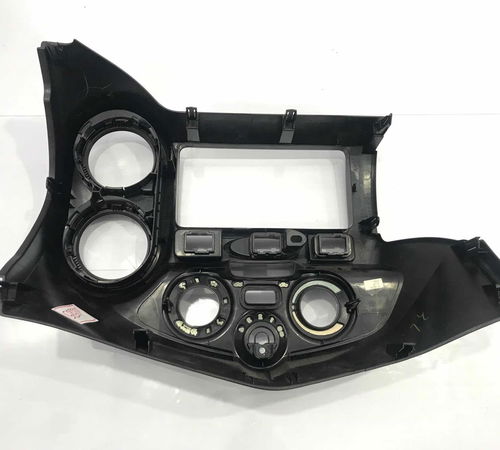 Moldura Painel Central Toyota Etios 2013/2016