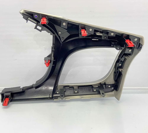 Moldura Difusor Ar Direito Toyota Hilux 2021/2022