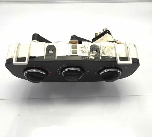 Comando Ar-condicionado Renault Clio 2013/2016