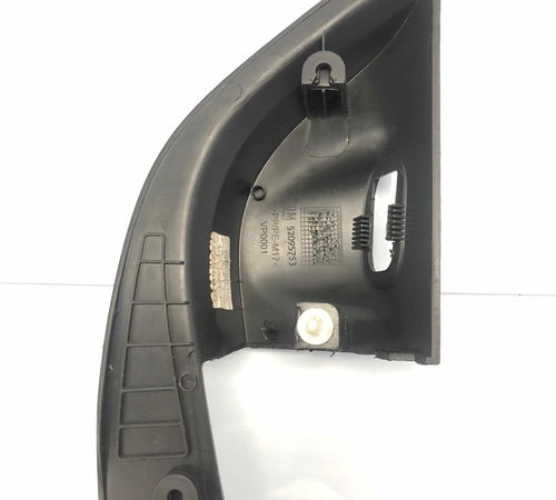 Moldura Interna Retrovisor Esquerdo Chevrolet Onix 2013/2016
