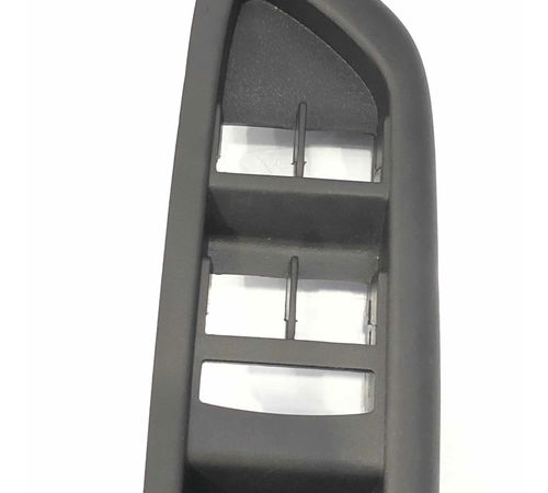 Moldura Botão Comando Vidros Elétricos Chevrolet Onix 17/19