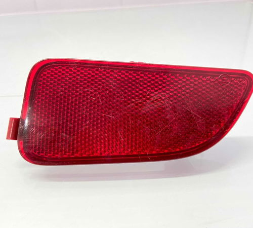 Refletor Olho De Gato Direito Fiat Idea Adventure 2011/2015