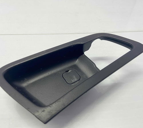 Moldura Puxador Interno Dianteiro Direito Hyundai I30 09/13