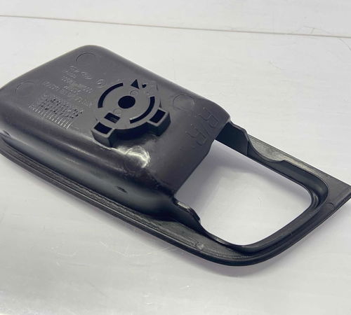 Moldura Puxador Interno Dianteiro Direito Hyundai I30 09/13