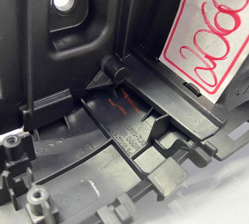 Moldura Botão Vidro Traseiro Esquerdo Honda Fit 2009/2012