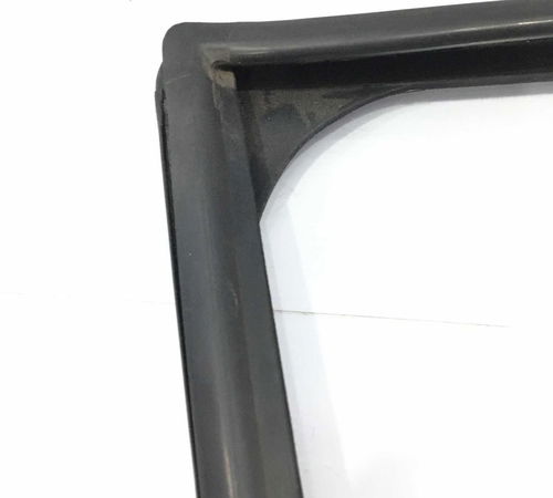 Borracha Canaleta Dianteira Direita Fiat Idea 2011/2016